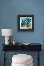 Carica l'immagine nel visualizzatore di Gallery, Blue Gaze
